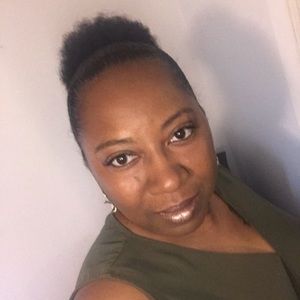 Meet your Posher, Rhonda